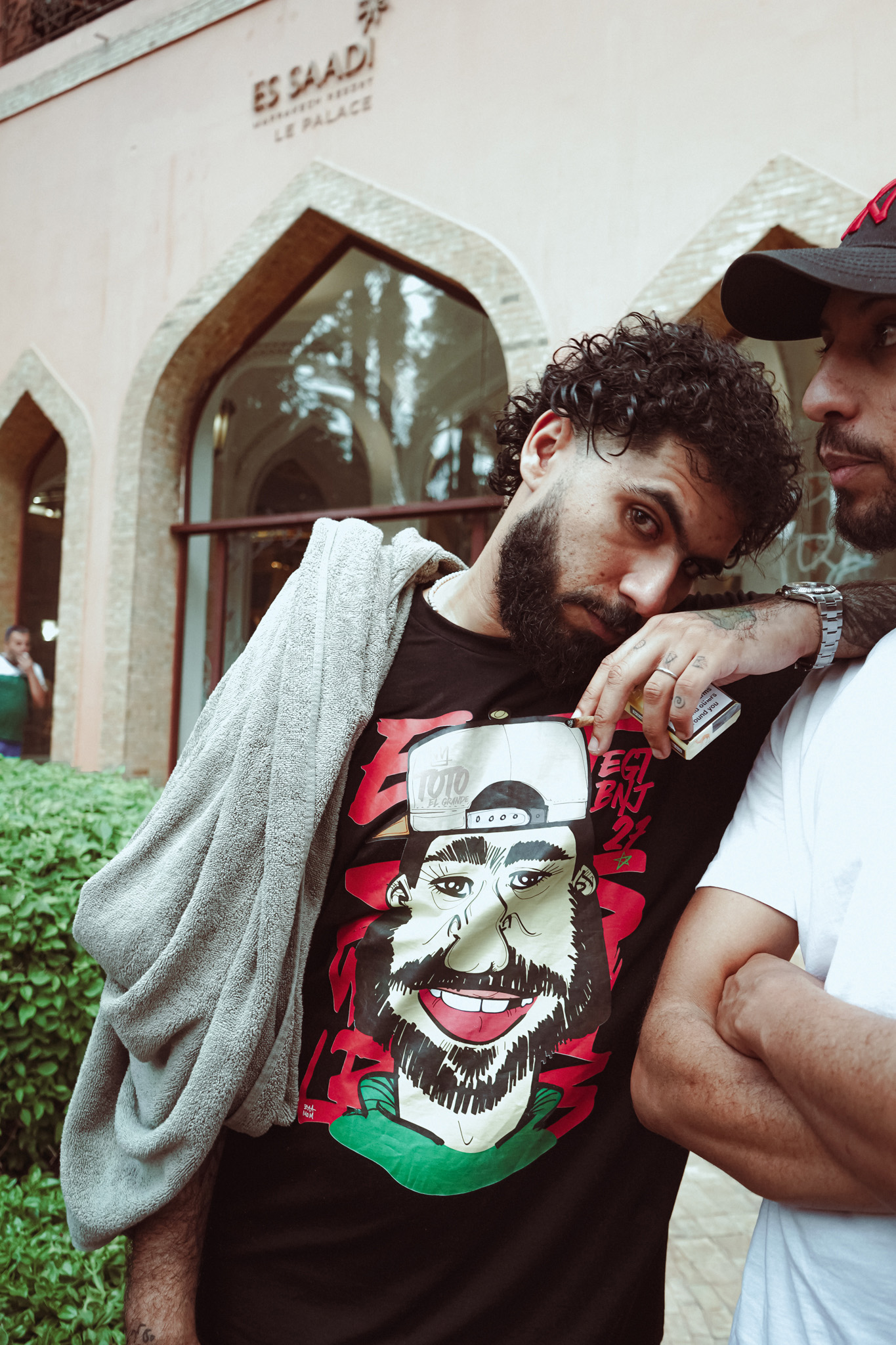 Outfit & Accessories